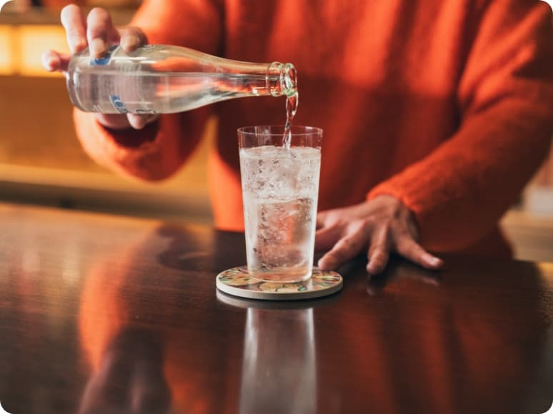 バースマイルライフのカウンター席